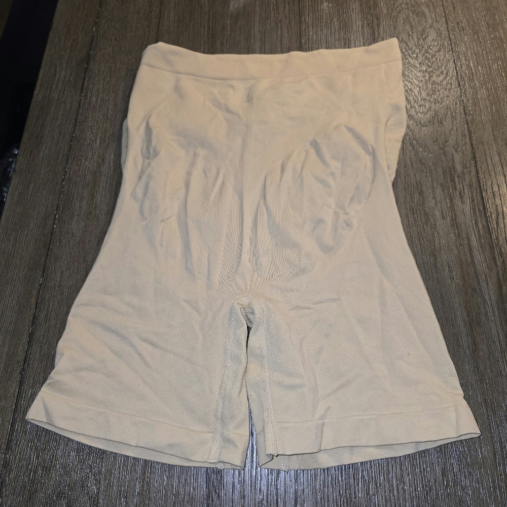 Motherhood Maternity Sz. Large Nude Shapewear Shorts